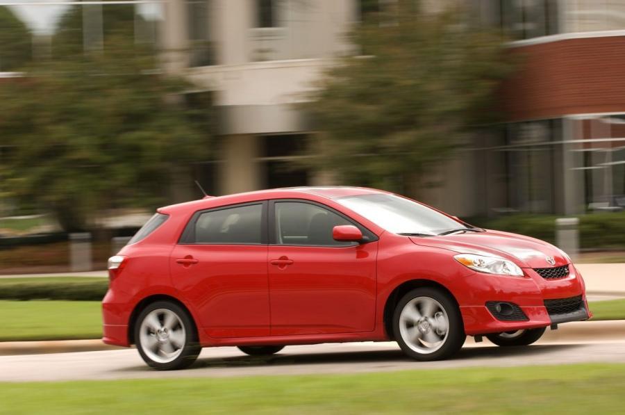  Toyota Corolla Matrix 2009 года  (фото 37 из 43)